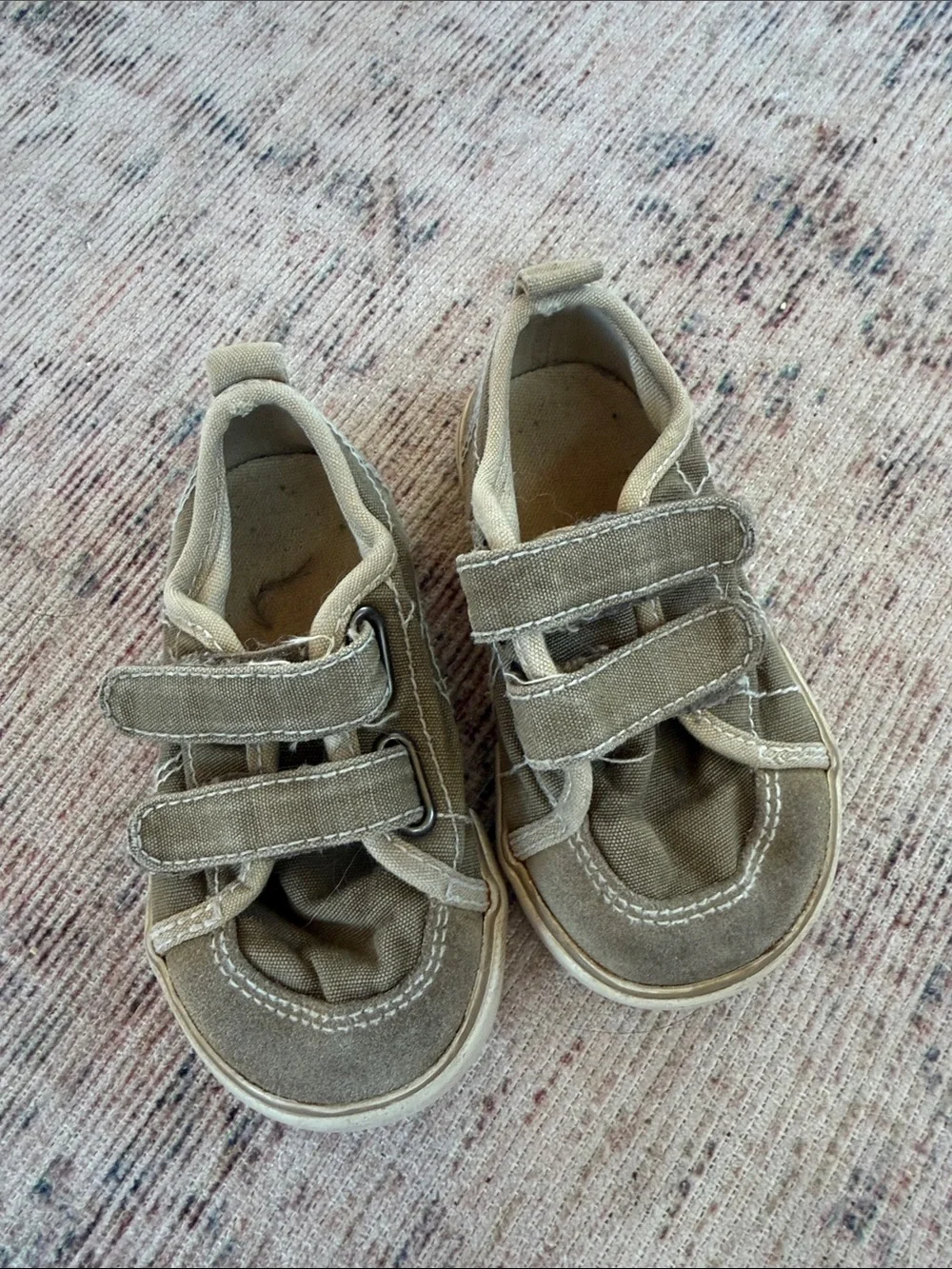 GAP Kids Taupe Canvas Velcro Sneakers Vintage style